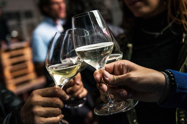 how to plan a birthday party - celebration