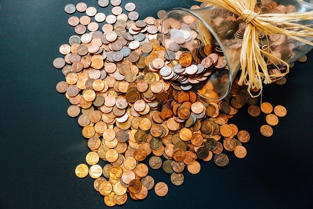 how many people should i invite to my wedding - budget